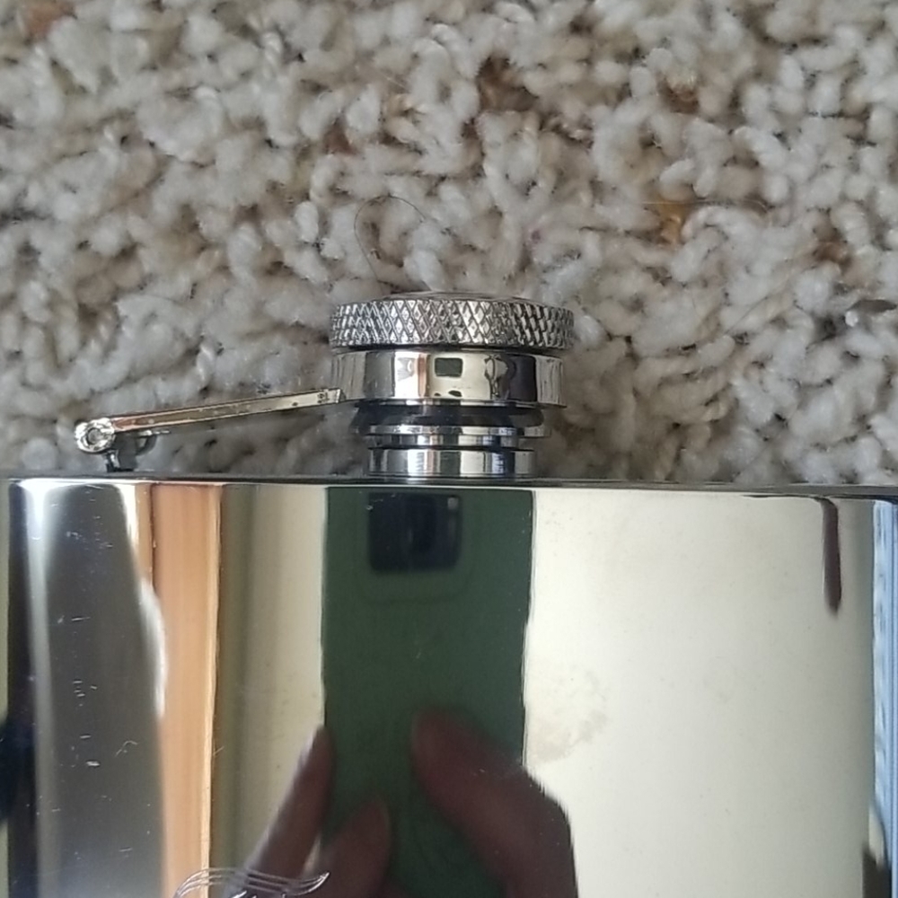 Flask - Picture 2 of 3